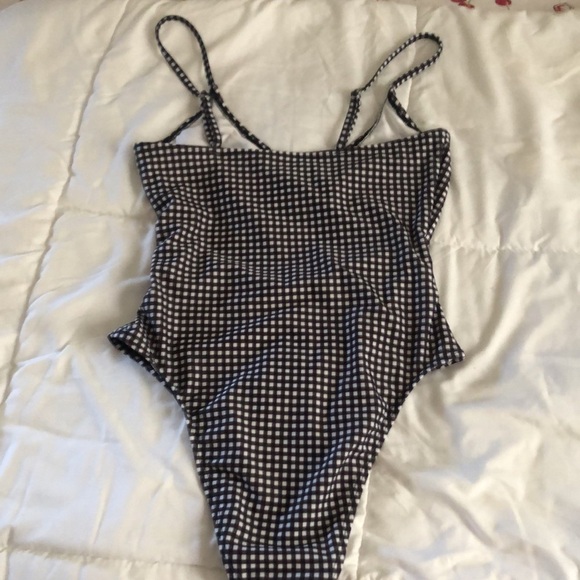 Aeropostal Black and White Checked One Piece Peek-a-boo Swimsuit - Picture 5 of 8